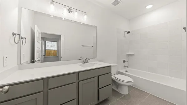 $384,990 | 708 Tawny Turn, Lavon, TX 75166