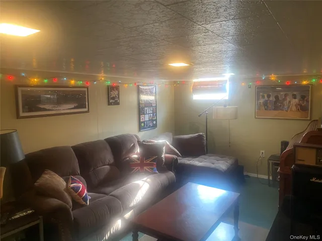 $419,914 | 34 Ambassador Lane, Newburgh, NY 12550