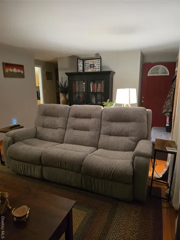 $419,914 | 34 Ambassador Lane, Newburgh, NY 12550