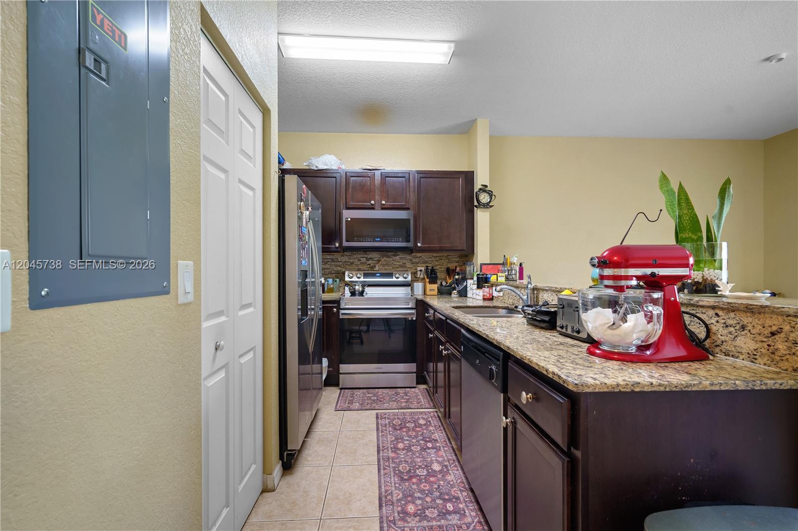 8915 Southwest 19th Street Miramar, FL 33025 - Photo 10 of 34