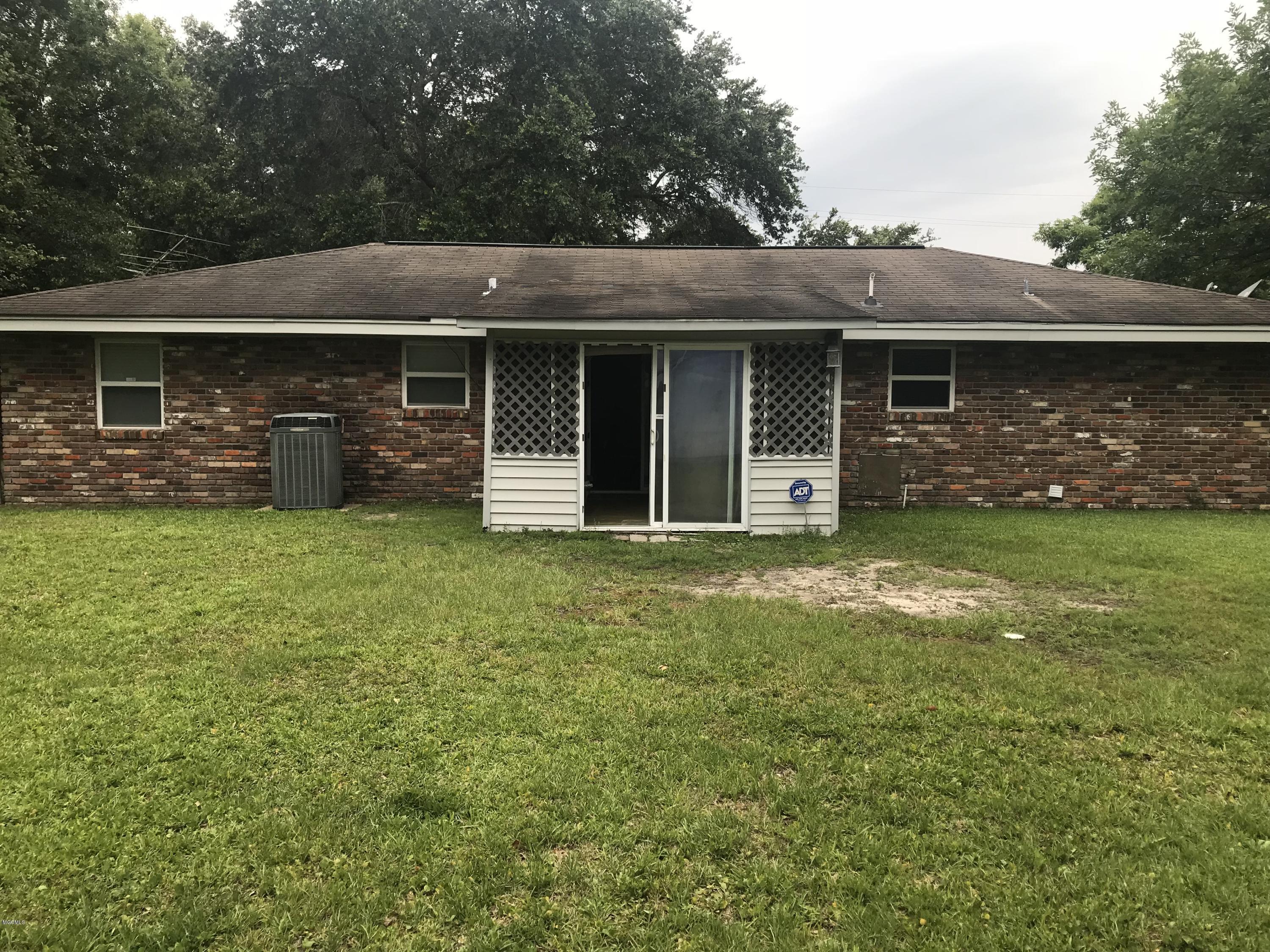 6026 Daugherty Road Long Beach, MS 39560 - Photo 5 of 26 IMG_8421
