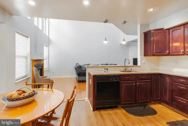 $3,600 | 34 Birmingham Drive, Unit 2287, Columbus, NJ 08022