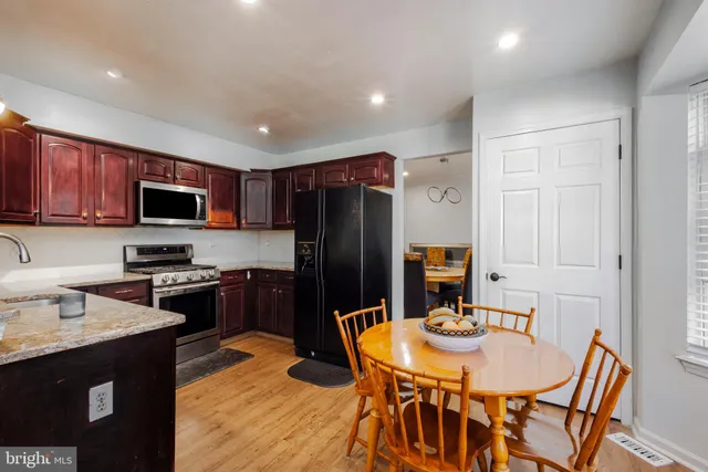 $3,600 | 34 Birmingham Drive, Unit 2287, Columbus, NJ 08022