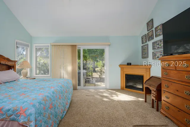 $995,000 | 27 Barony Lane, Hilton Head Island, SC 29928