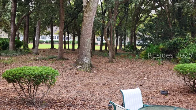 $995,000 | 27 Barony Lane, Hilton Head Island, SC 29928