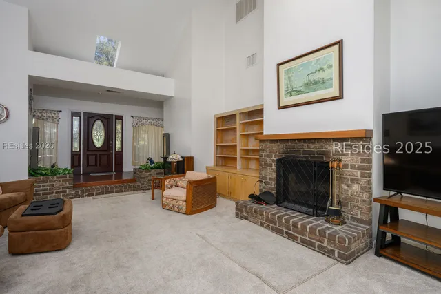 $995,000 | 27 Barony Lane, Hilton Head Island, SC 29928