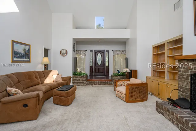 $995,000 | 27 Barony Lane, Hilton Head Island, SC 29928