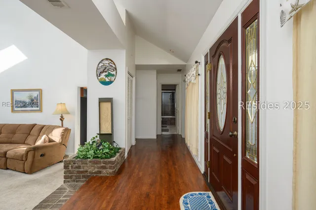 $995,000 | 27 Barony Lane, Hilton Head Island, SC 29928