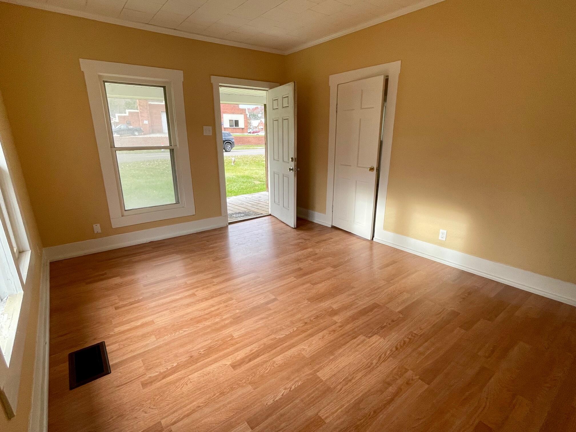 502 Hurricane Road Northeast Wise, VA 24293 - Photo 3 of 28 23