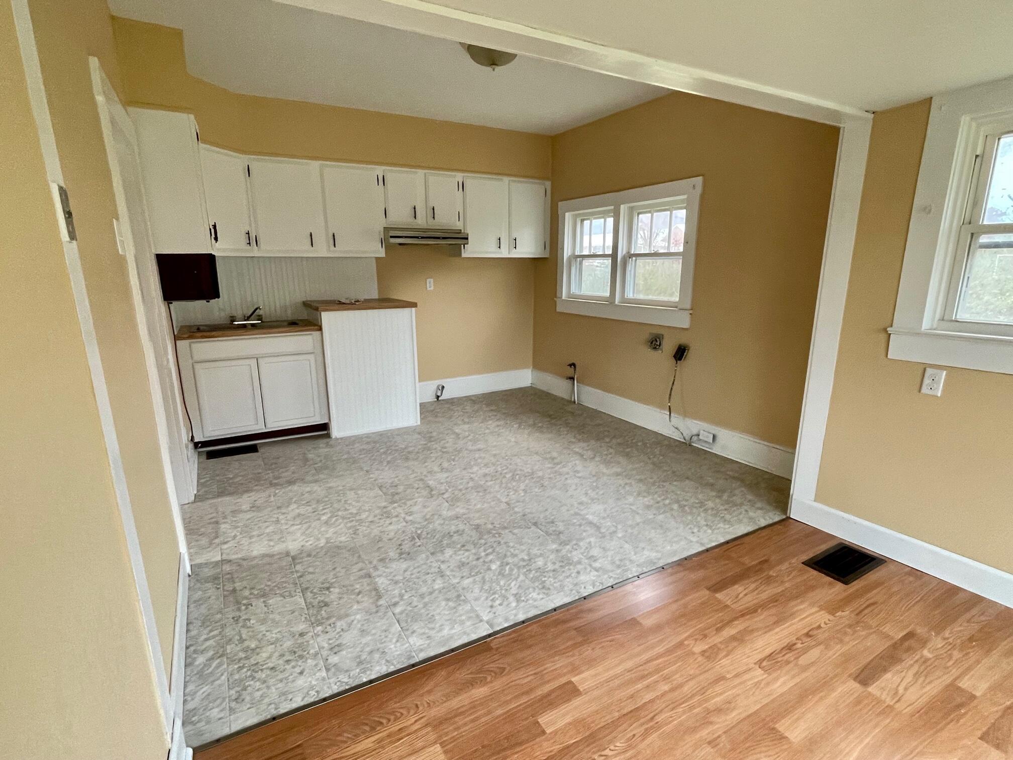 502 Hurricane Road Northeast Wise, VA 24293 - Photo 5 of 28 15
