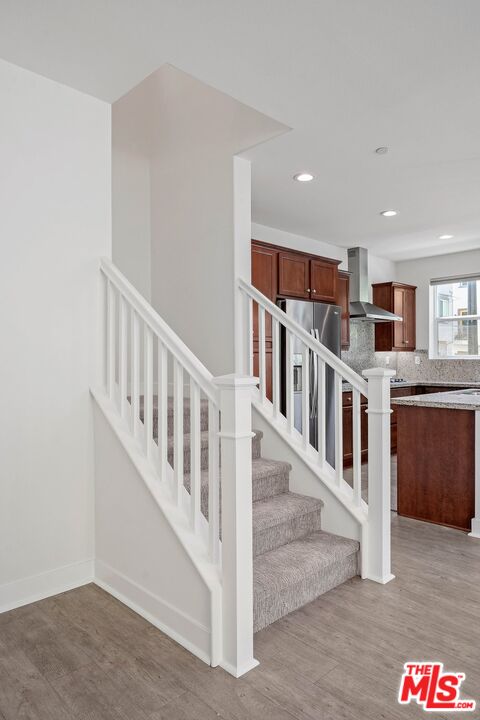659 Daniel Freeman Circle Inglewood, CA 90301 - Photo 14 of 34 a view of an entryway with a kitchen