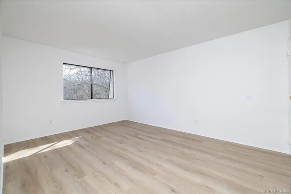 $459,999 | 64 Storm Drive, Holtsville, NY 11742