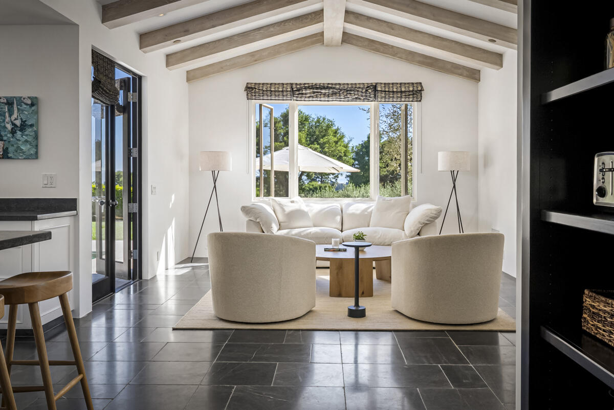 1190 Garden Lane Montecito, CA 93108 - Photo 11 of 43 .