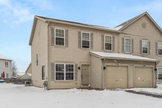 $245,000 | 313 Waubonsee Drive, Plano, IL 60545