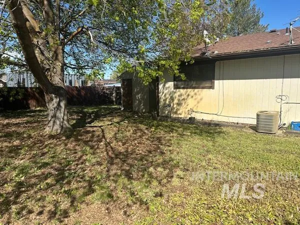 $360,000 | 601 Riggs Avenue, Emmett, ID 83617