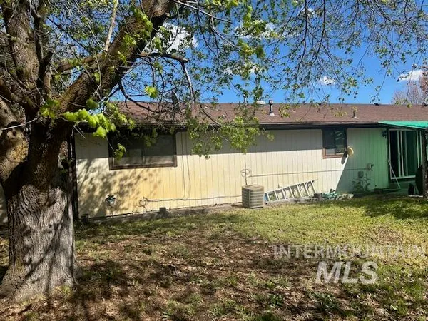 $360,000 | 601 Riggs Avenue, Emmett, ID 83617