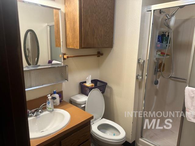 601 Riggs Avenue Emmett, ID 83617 - Photo 25 of 46 Bathroom with vanity and a stall shower