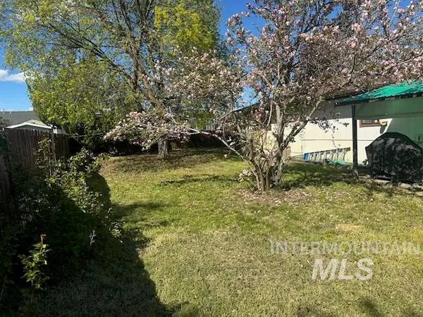 $360,000 | 601 Riggs Avenue, Emmett, ID 83617