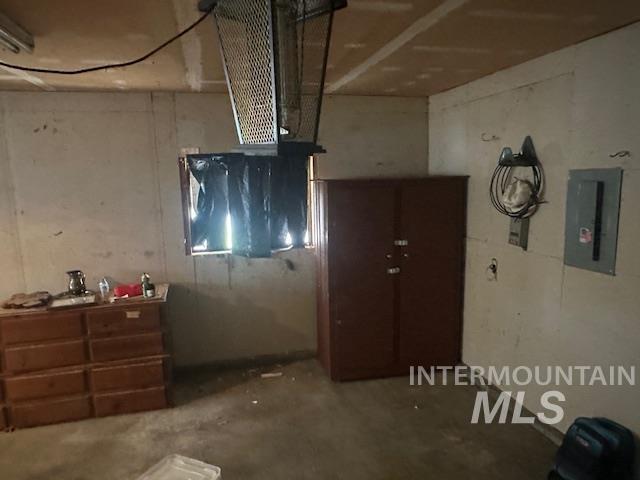 601 Riggs Avenue Emmett, ID 83617 - Photo 46 of 46 Basement with electric panel