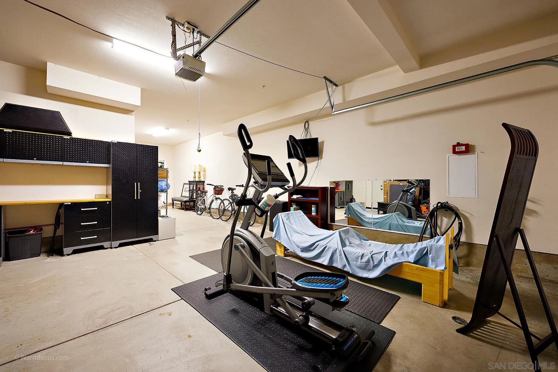 3025 Calico Street Santee, CA 92071 - Photo 32 of 59 a view of a room with gym equipment