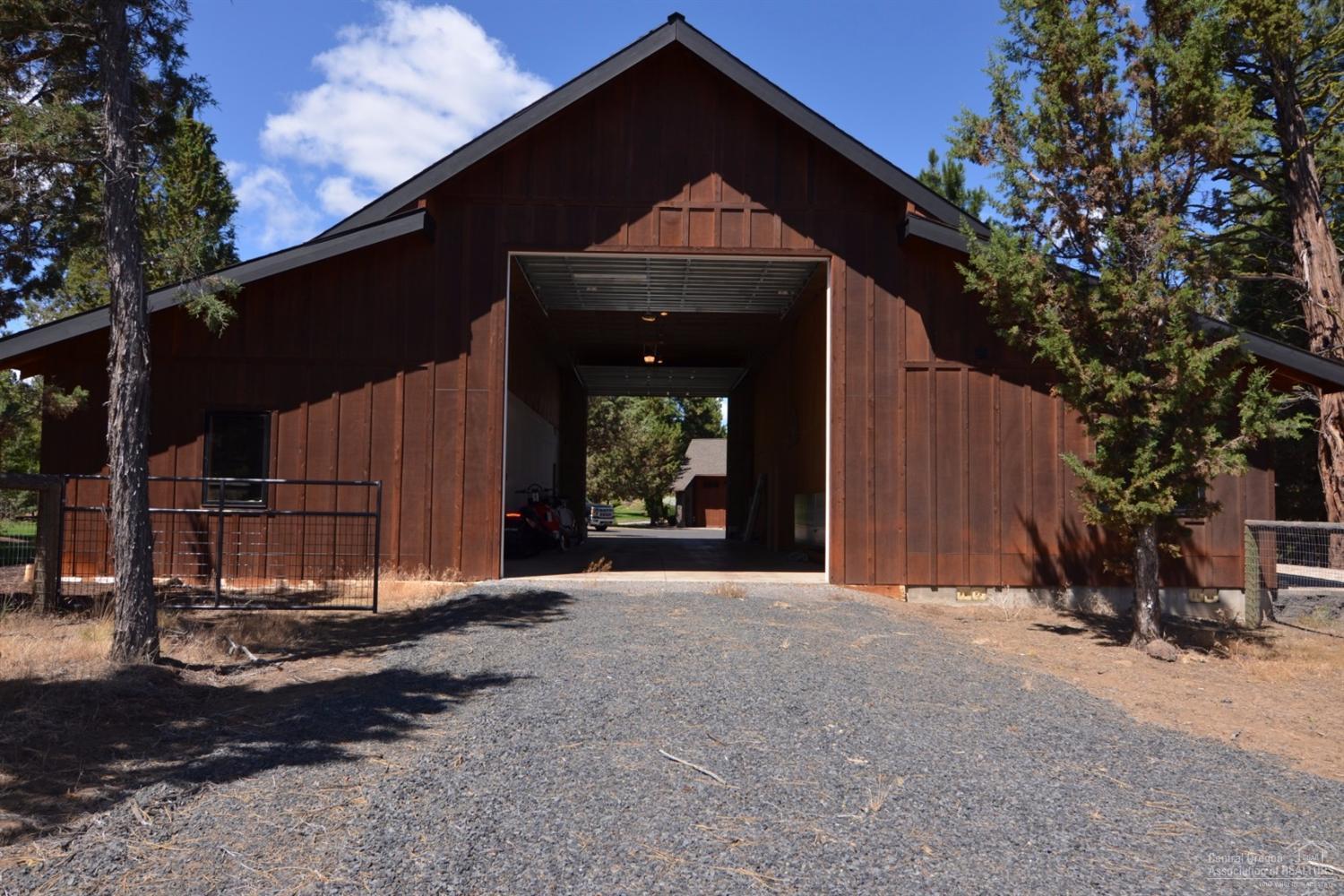 16480 Jordan Road Sisters, OR 97759 - Photo 6 of 25 Gallery Image 6