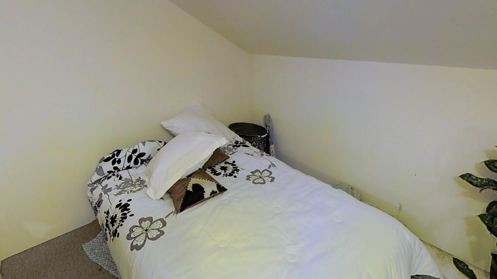 3710 Lower Honoapiilani Road, Unit F44 Lahaina, HI 96761 - Photo 10 of 17 a close view of a sink in the kitchen