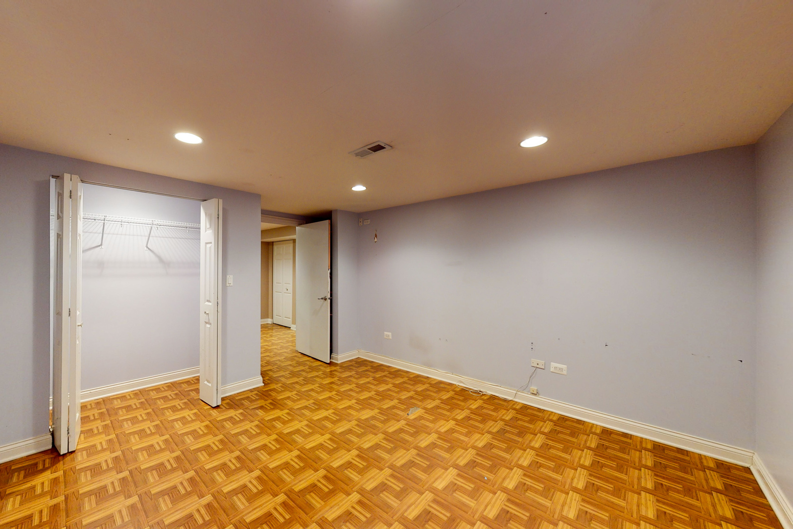 936 Surrey Road Addison, IL 60101 - Photo 21 of 26
