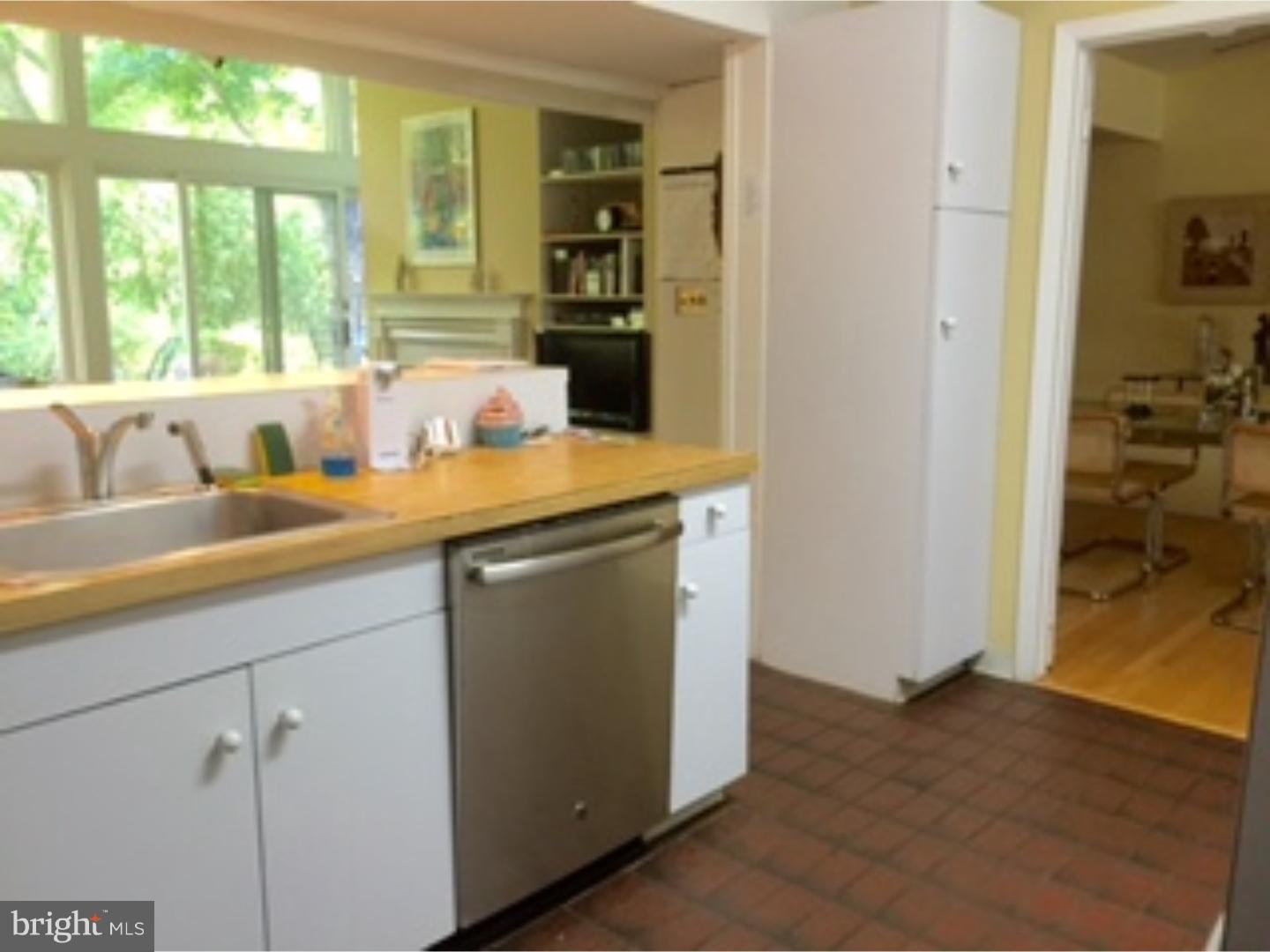 66 Brooktree Road East Windsor, NJ 08520 - Photo 8 of 16 Gallery Image 8