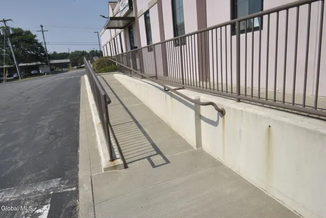 $2,200 | 260 Osborne Road, Colonie, NY 12211