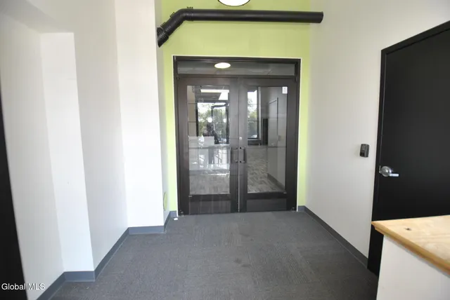 $2,200 | 260 Osborne Road, Colonie, NY 12211