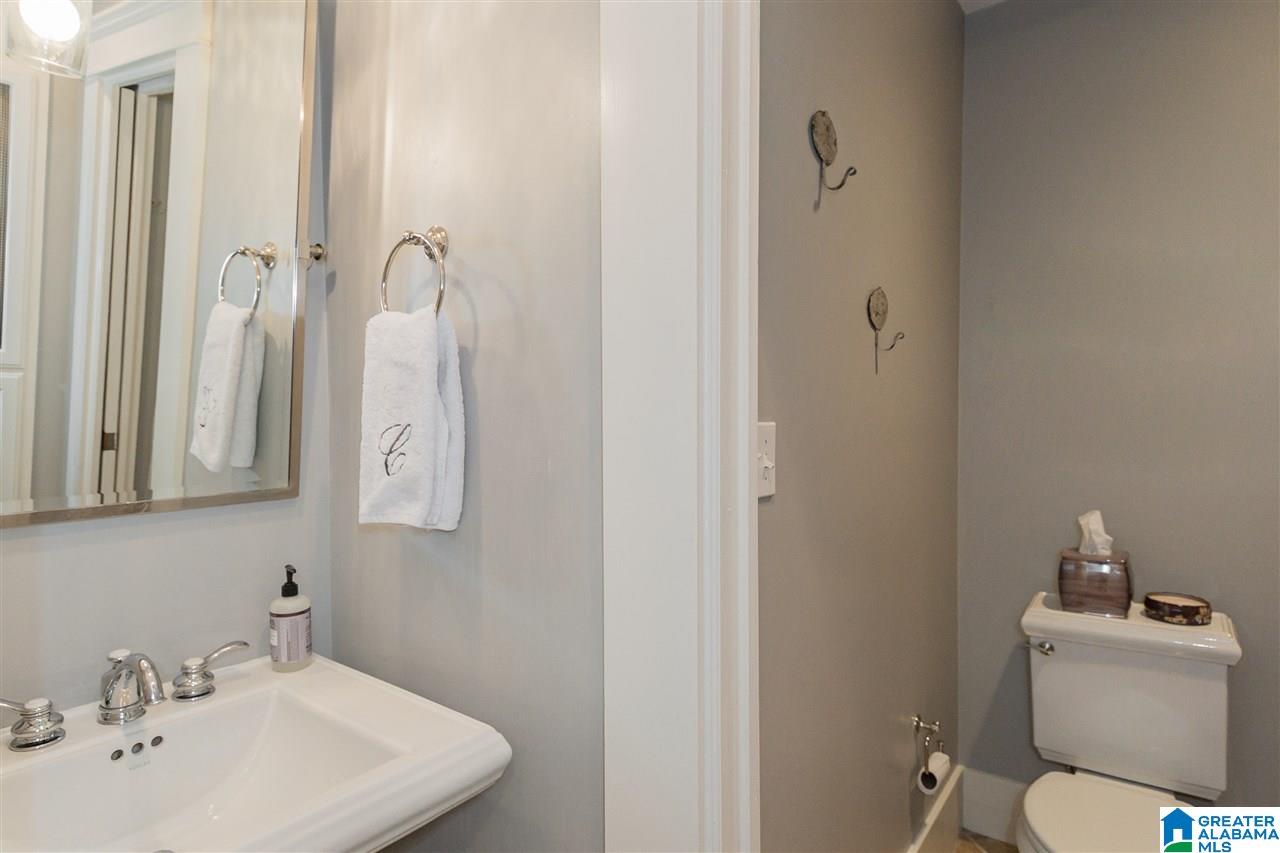 117 West Hawthorne Road Birmingham, AL 35209 - Photo 20 of 42