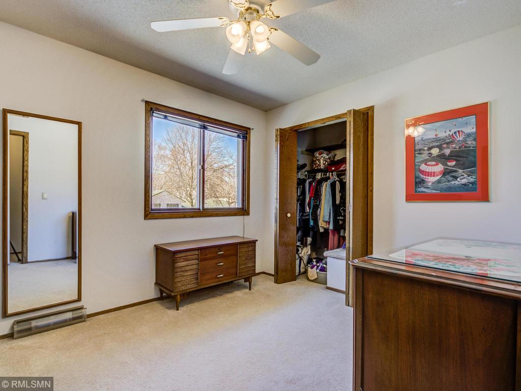 6208 Decatur Avenue North Brooklyn Park, MN 55428 - Photo 16 of 30 Gallery Image 16
