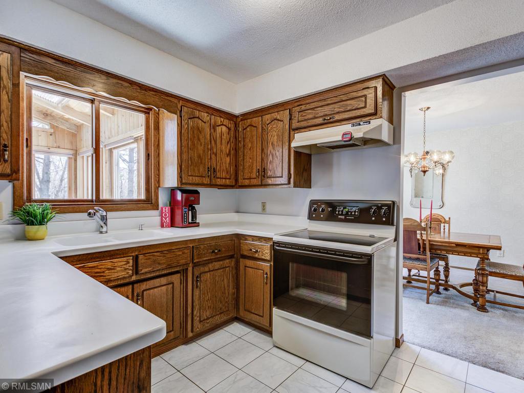 6208 Decatur Avenue North Brooklyn Park, MN 55428 - Photo 6 of 30 Gallery Image 6