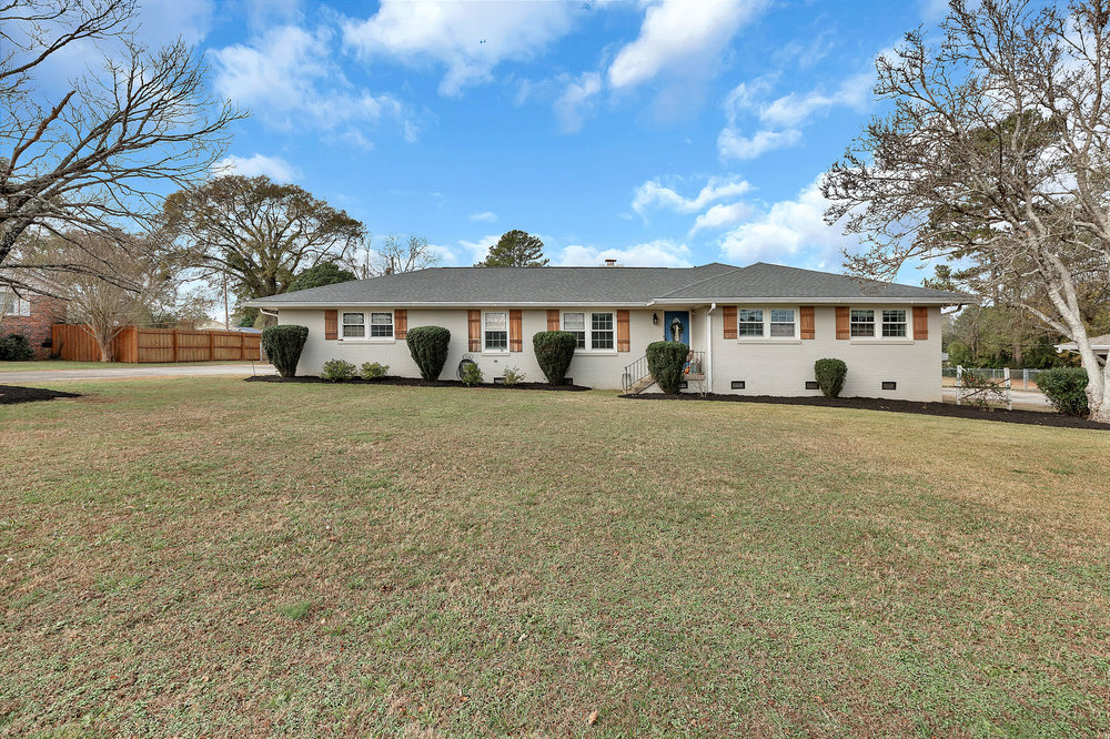537 Drayton Circle Anderson, SC 29621 - Photo 1 of 36