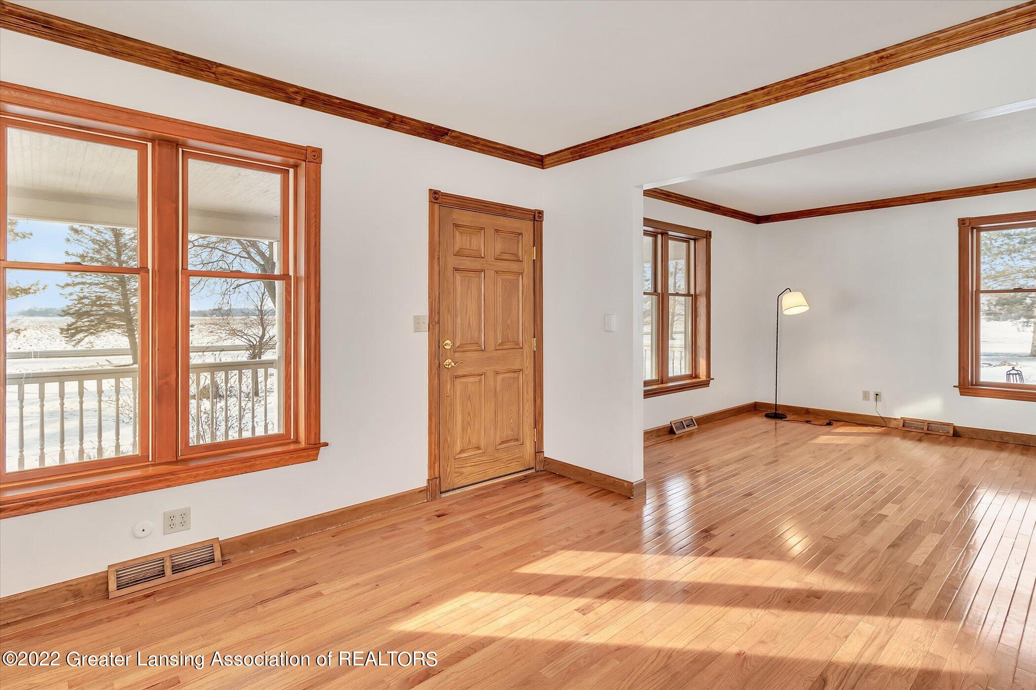 260 Holt Road Mason, MI 48854 - Photo 8 of 50 08-260-Holt-Rd-WindowStill-Real-Estate-P