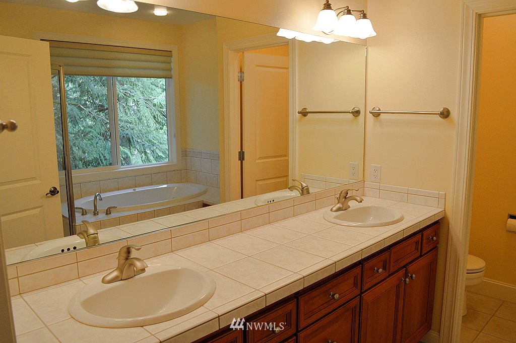 3252 Agate Heights Road Bellingham, WA 98226 - Photo 12 of 25 Gallery Image 12