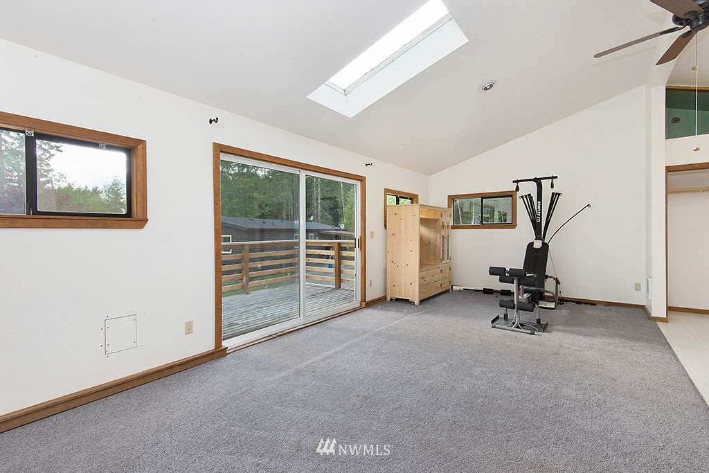 22395 Foss Road Northeast Poulsbo, WA 98370 - Photo 11 of 16 Gallery Image 11