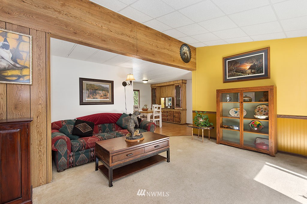 22395 Foss Road Northeast Poulsbo, WA 98370 - Photo 4 of 16 Gallery Image 4