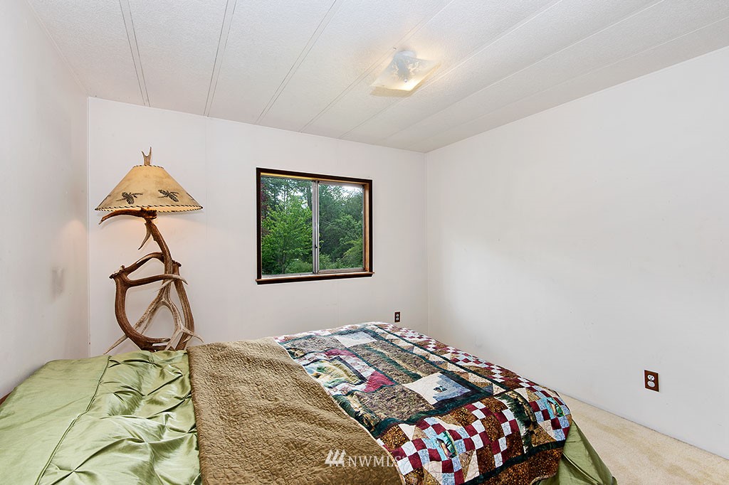 22395 Foss Road Northeast Poulsbo, WA 98370 - Photo 9 of 16 Gallery Image 9