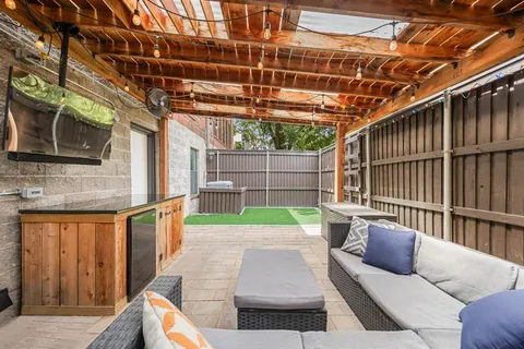 $379,000 | 5801 Ross Avenue, Unit B, Dallas, TX 75206