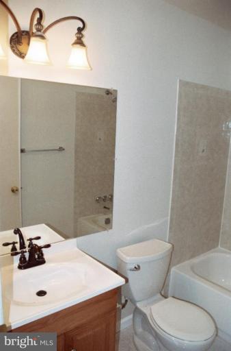 7109 Itte Lane Springfield, VA 22150 - Photo 5 of 14 Updated bath.