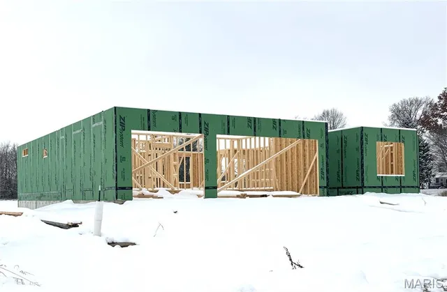 $539,000 | 2761 Bristol Way, Glen Carbon, IL 62034