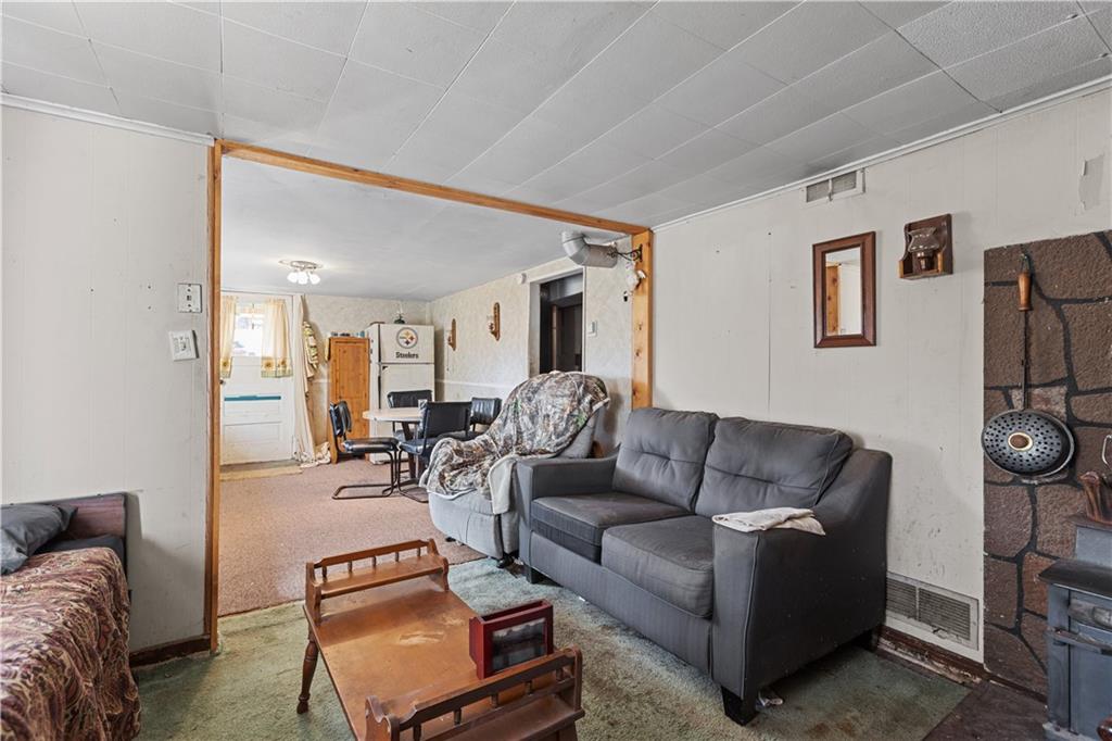 411 Mowry Road Monaca, PA 15061 - Photo 18 of 26