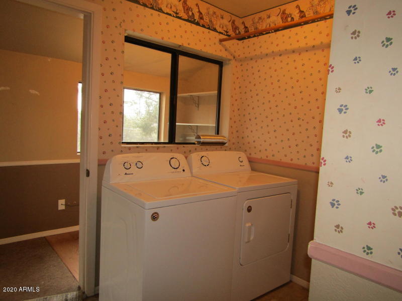 906 South Ridgeway Street Payson, AZ 85541 - Photo 14 of 28 Utility room