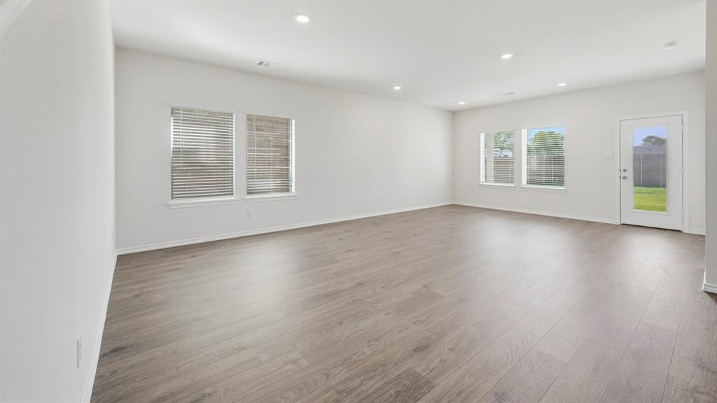 508 Yellow Rose Road Princeton, TX 75407 - Photo 7 of 35