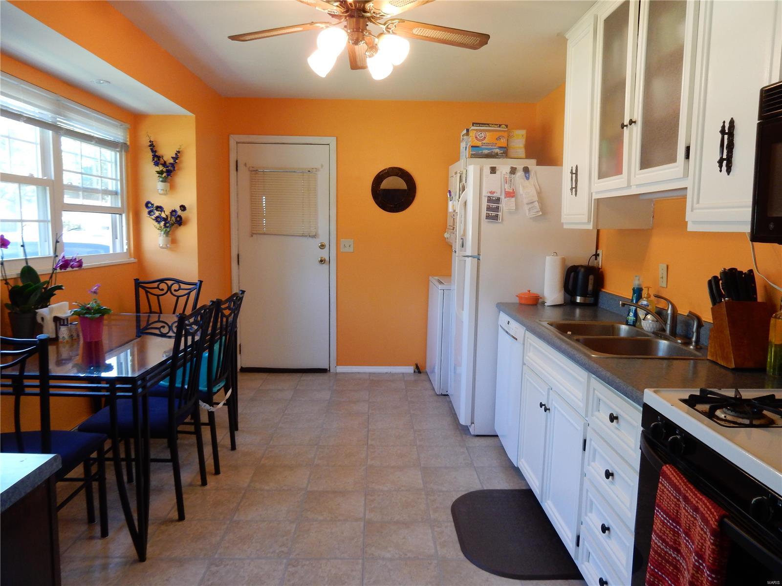 2644 Pontoon Road Granite City, IL 62040 - Photo 13 of 28 Gallery Image 13