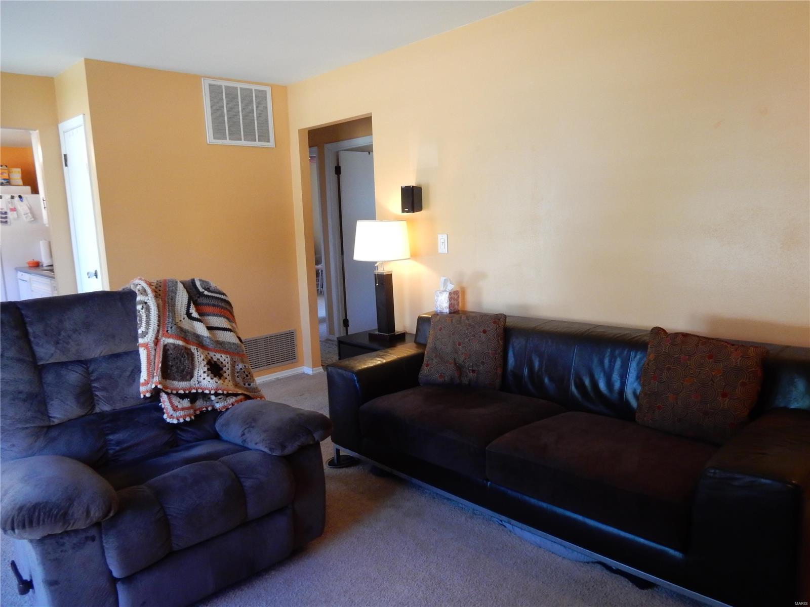 2644 Pontoon Road Granite City, IL 62040 - Photo 15 of 28 Gallery Image 15