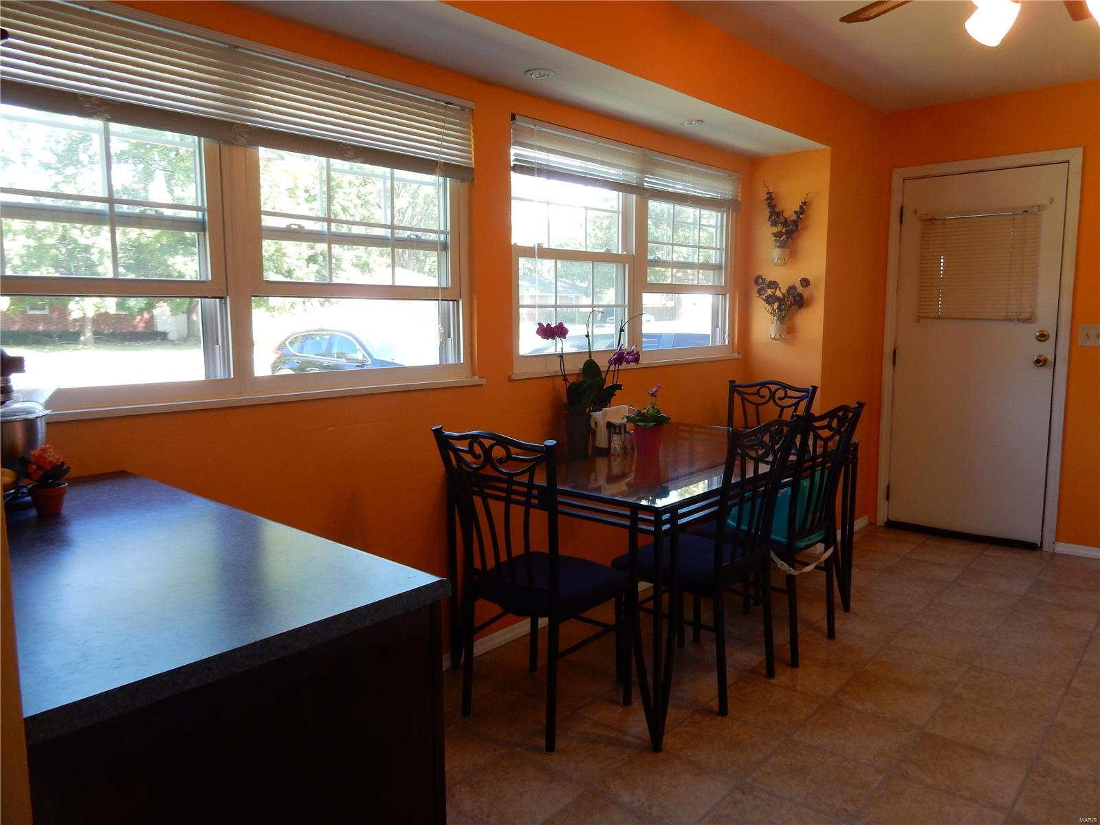 2644 Pontoon Road Granite City, IL 62040 - Photo 9 of 28 Gallery Image 9