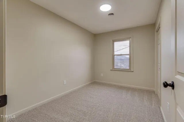 $355,000 | 621 San Antonio Drive, Bristol, TN 37620