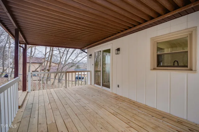 $355,000 | 621 San Antonio Drive, Bristol, TN 37620